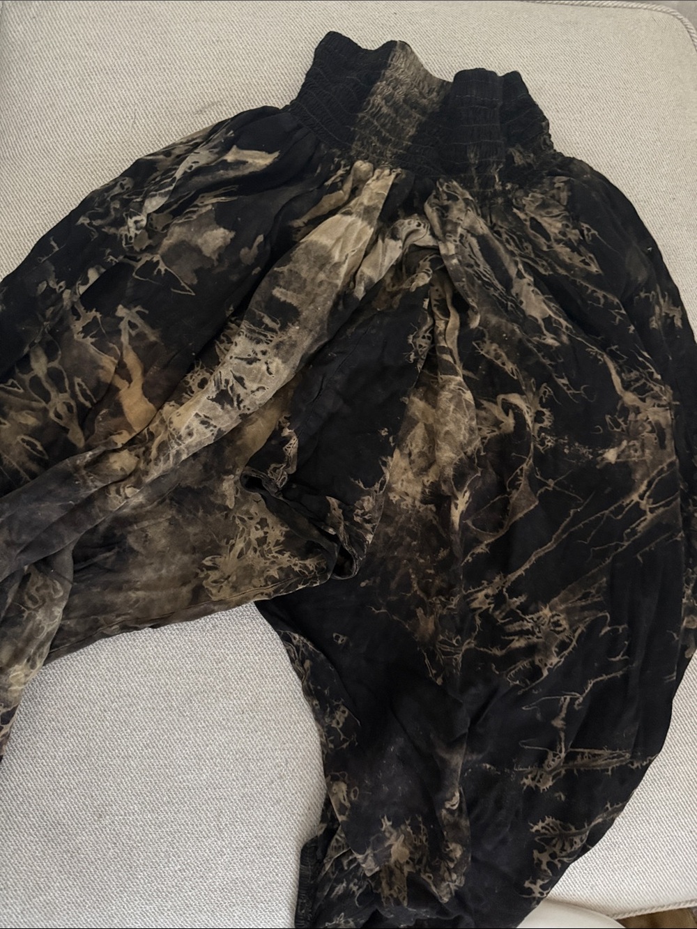 Tie-Dye Harem Pants in Black and Tan